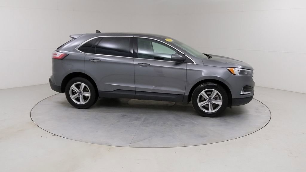 Certified 2022 Ford Edge SEL w/ Convenience Package AWD/4WD image 12