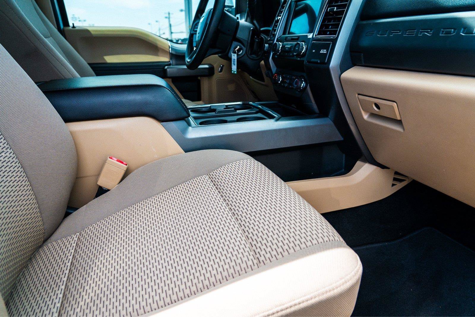 Certified 2019 Ford F350 XLT w/ XLT Premium Package AWD/4WD image 33