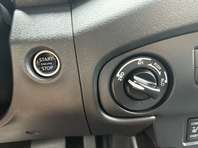 Used 2024 Nissan Frontier PRO-4X w/ Pro Convenience Package AWD/4WD image 32