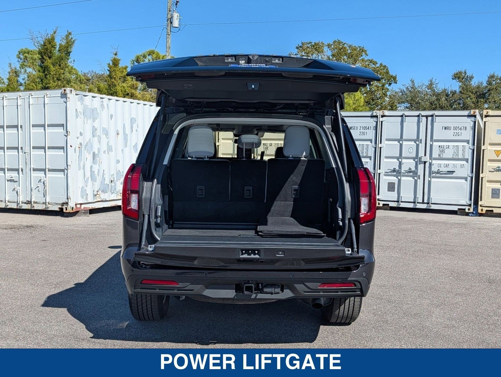 Certified 2025 Ford Expedition Active image 15