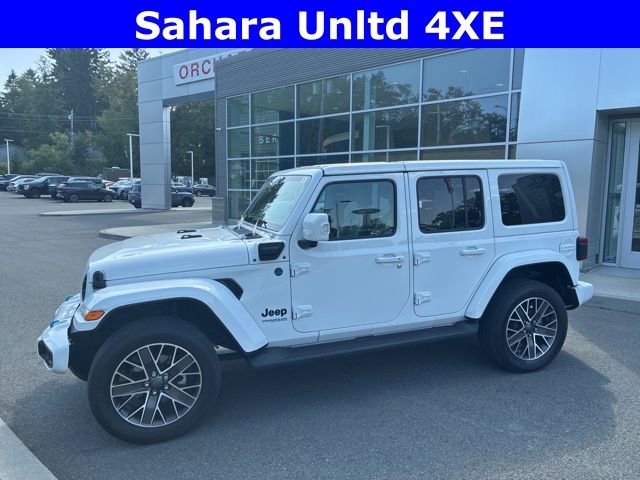 Used 2022 Jeep Wrangler Unlimited Sahara image 2