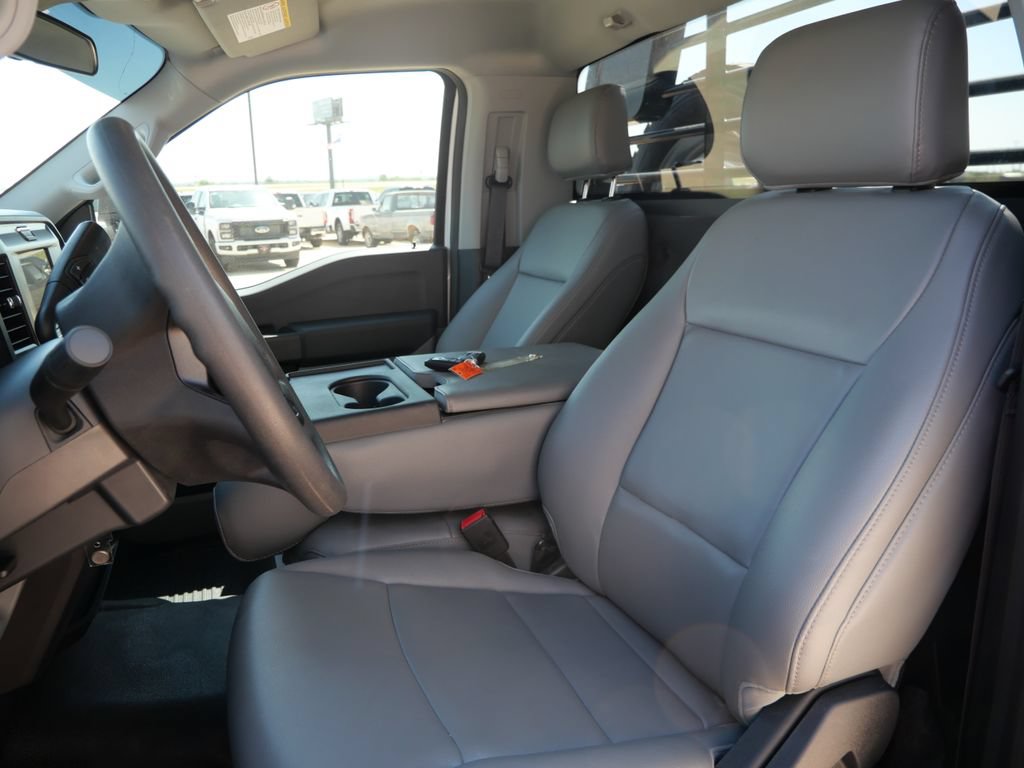 Certified 2026 Ford F550 4x4 Regular Cab Super Duty image 18