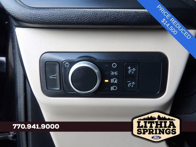 Certified 2021 Ford Escape SE w/ SE Sport Appearance Package image 26