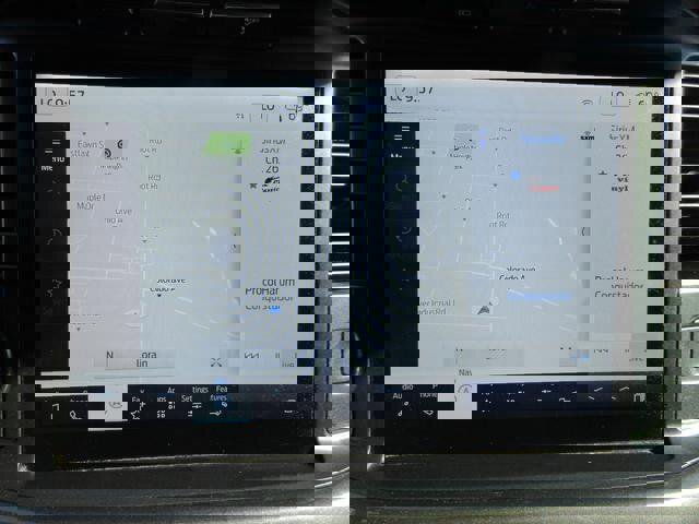 Certified 2022 Ford F150 XLT w/ Equipment Group 302A High image 14