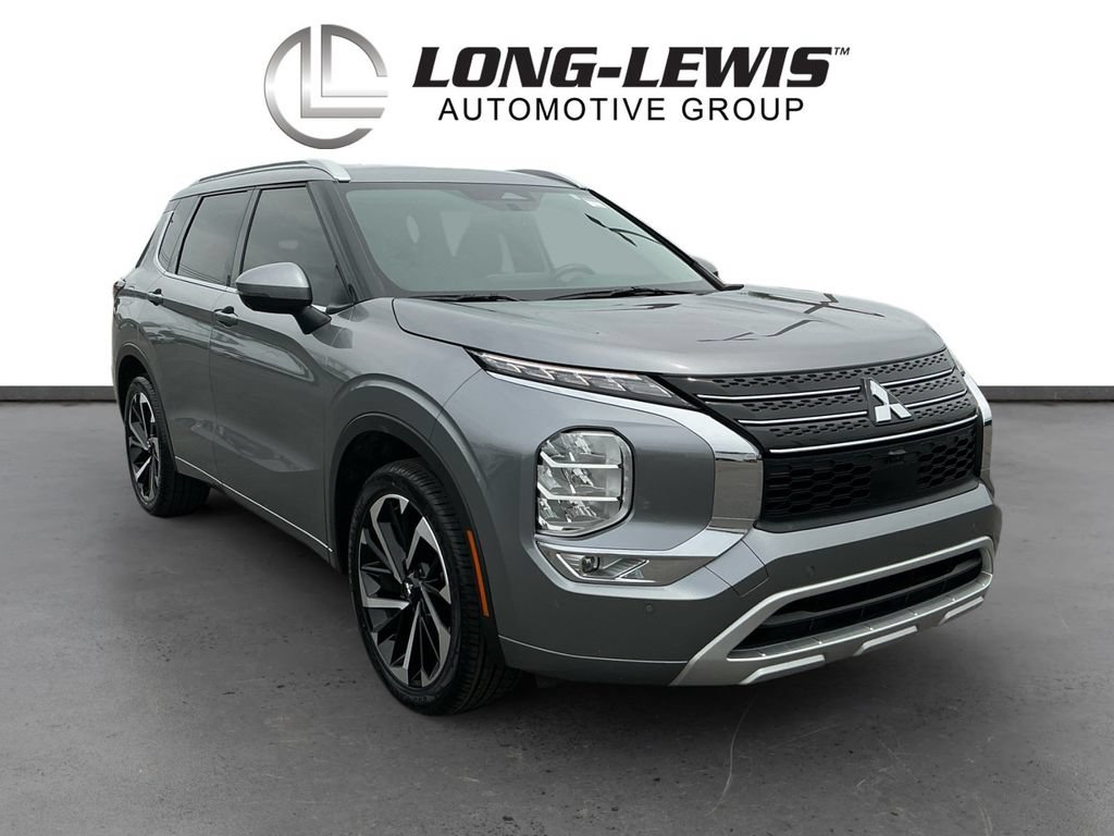 Used 2023 Mitsubishi Outlander SEL FWD image 10