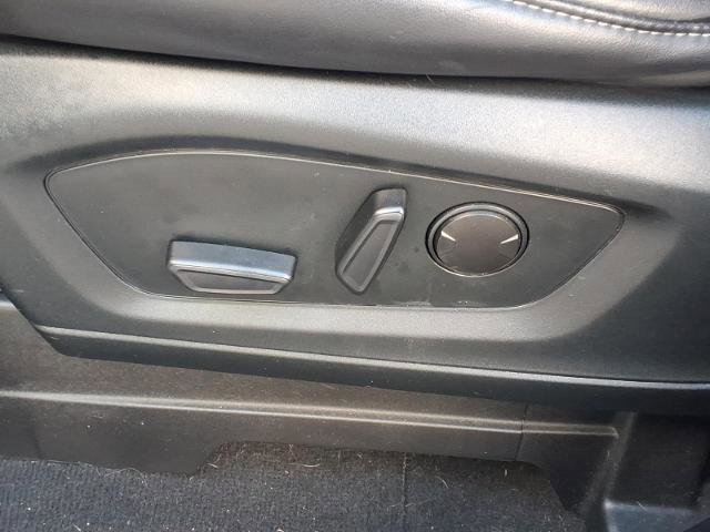 Certified 2022 Ford Explorer XLT w/ Equipment Group 202A image 18