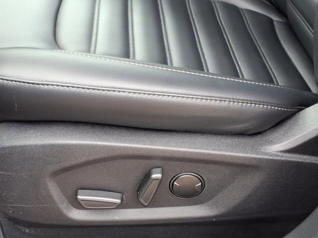 Certified 2024 Ford Edge SEL w/ Convenience Package AWD/4WD image 5
