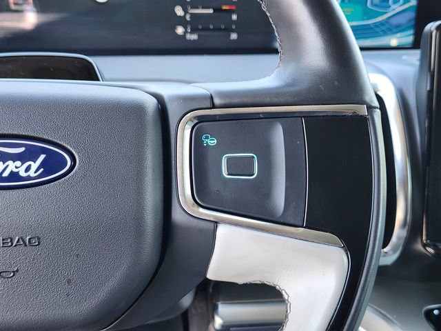 Certified 2025 Ford Expedition Max Platinum w/ Driver's Package AWD/4WD image 33