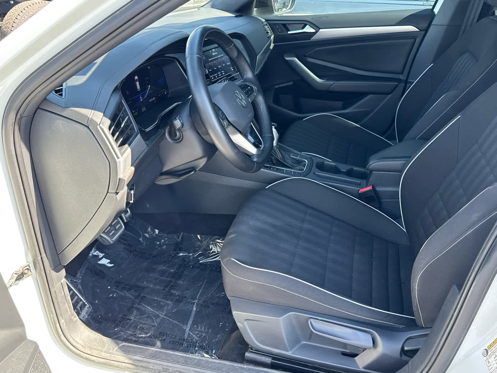 Used 2023 Volkswagen Jetta Sport FWD image 23
