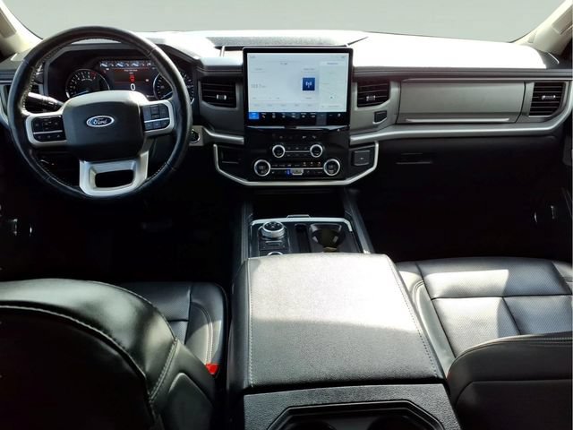 Certified 2024 Ford Expedition XLT AWD/4WD image 16