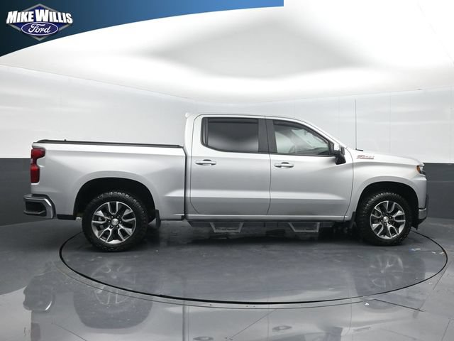 Used 2020 Chevrolet Silverado 1500 LT w/ Texas Edition AWD/4WD image 8