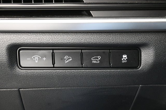 Used 2025 Kia Telluride S FWD image 24