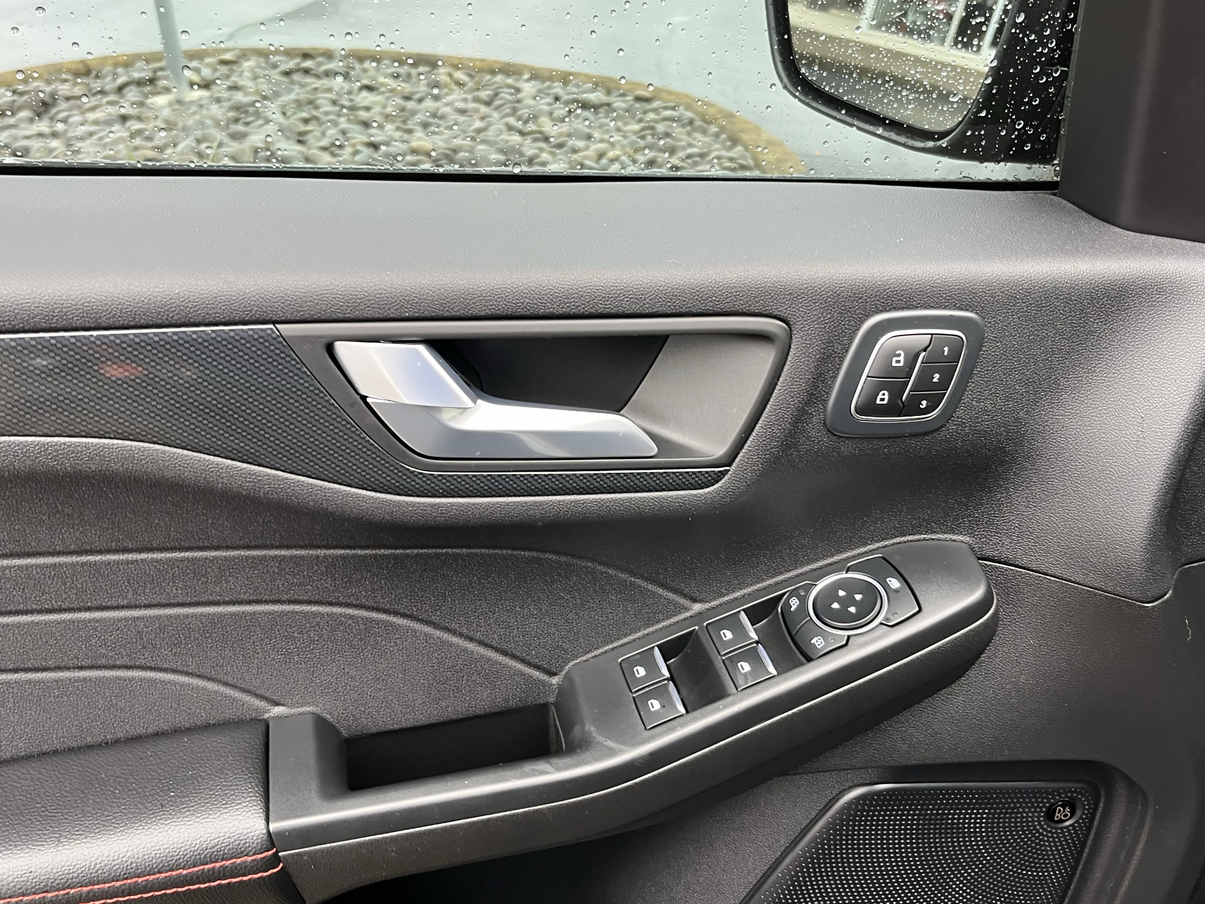 Certified 2023 Ford Escape ST-Line Select w/ Tech Pack #2 image 15