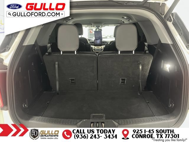 Certified 2022 Ford Explorer XLT w/ Equipment Group 202A RWD image 10