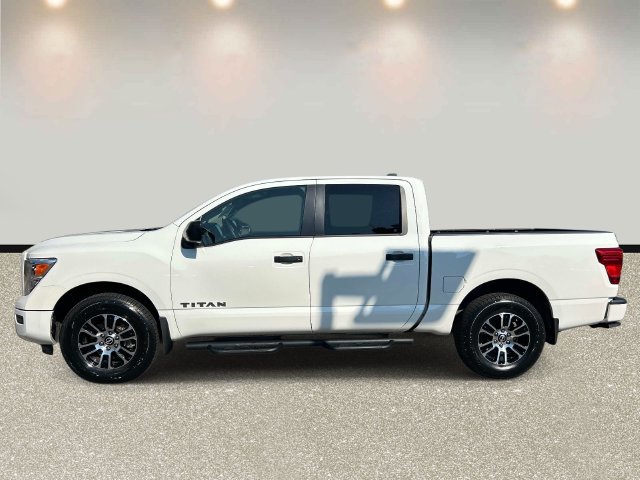 Used 2024 Nissan Titan SV w/ Accessory Utility Package AWD/4WD image 8