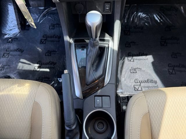 Used 2017 Toyota Corolla LE FWD image 18
