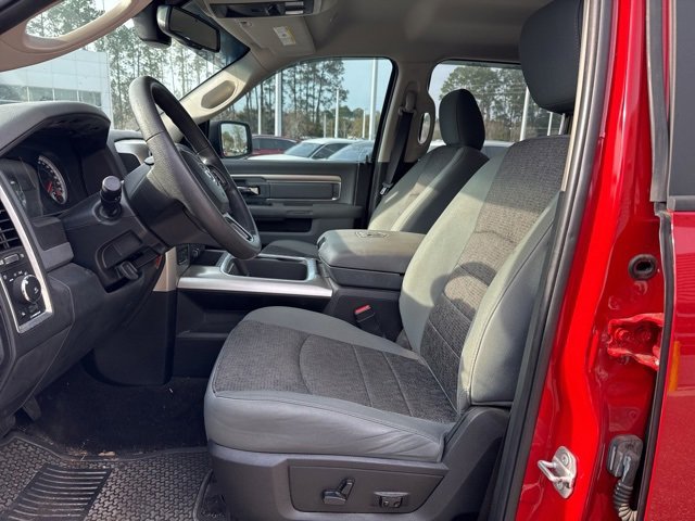 Used 2018 RAM 1500 SLT image 9