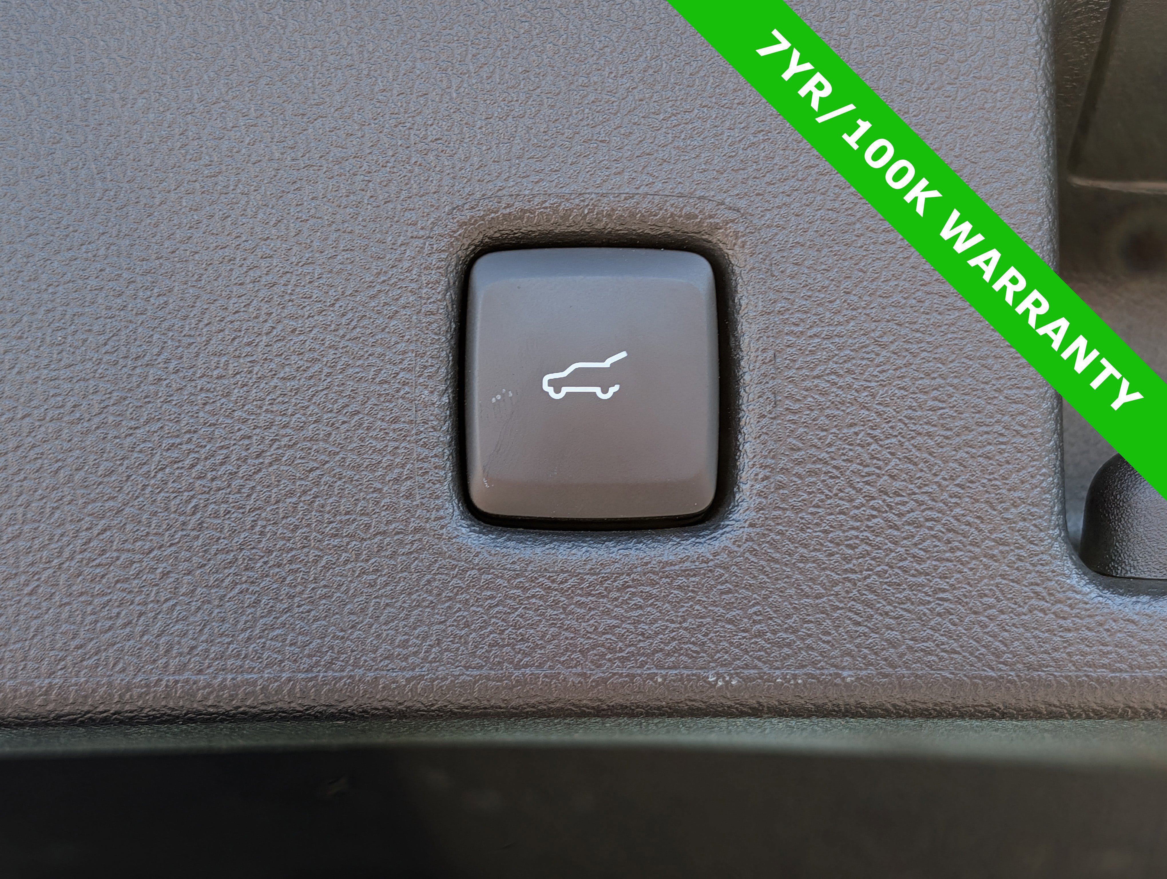 Certified 2024 Ford Escape ST-Line w/ Tech Pack #1 AWD/4WD image 14