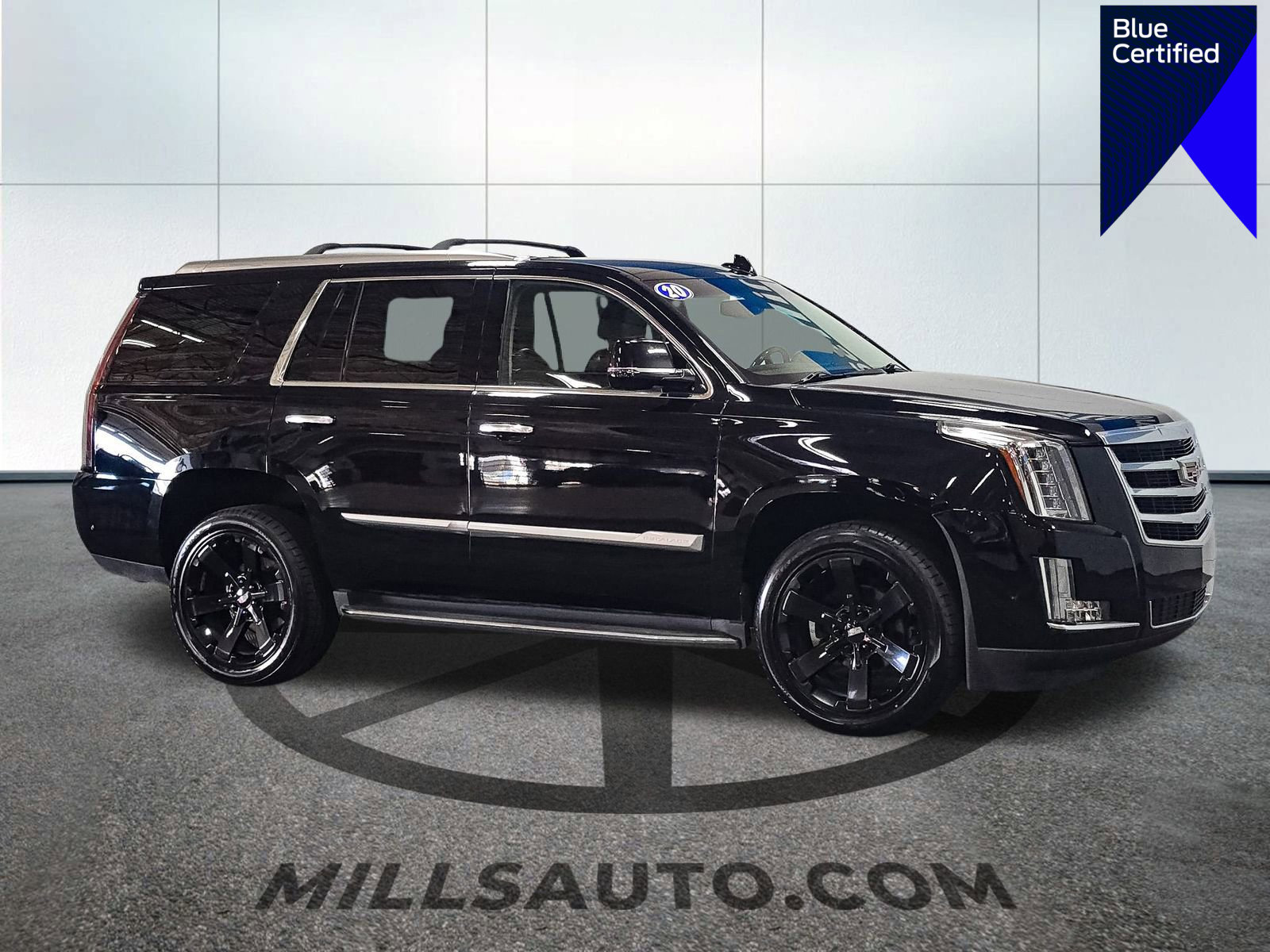 Used 2020 Cadillac Escalade 4WD image 1