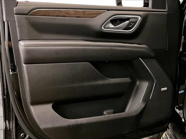 Used 2021 Chevrolet Tahoe Premier AWD/4WD image 22
