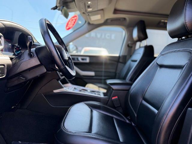 Certified 2023 Ford Explorer XLT w/ Equipment Group 202A AWD/4WD image 19