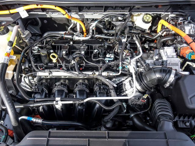 Certified 2025 Ford Escape ST-Line w/ Equipment Group 301A FWD image 31