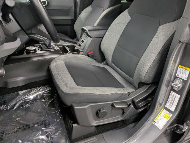 Certified 2022 Ford Bronco Big Bend w/ Sasquatch Package AWD/4WD image 11