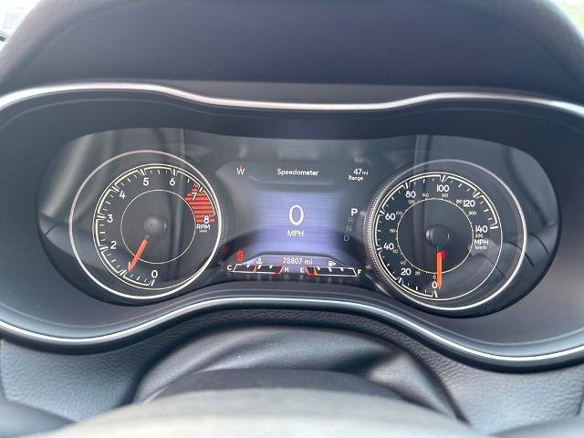 Used 2020 Jeep Cherokee Trailhawk w/ Cold Weather Group AWD/4WD image 25