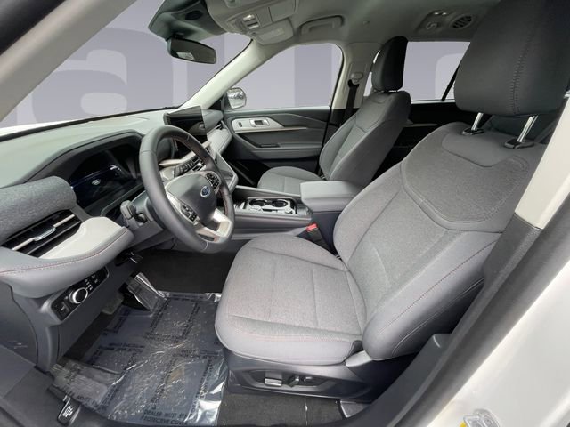 Certified 2025 Ford Explorer Active image 10