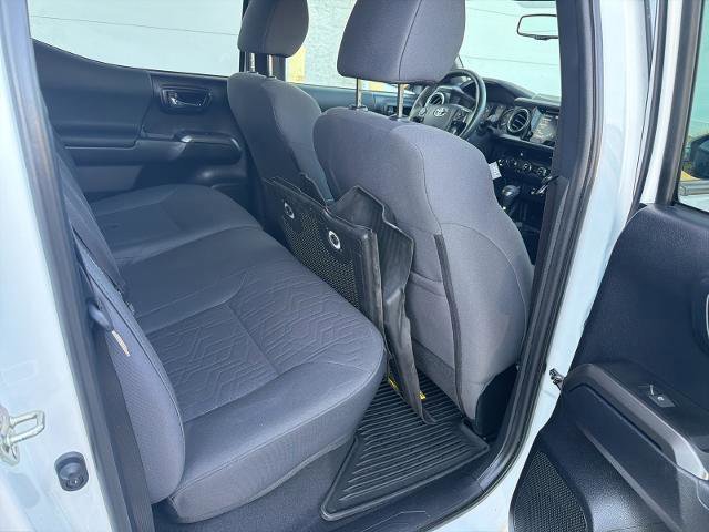 Used 2018 Toyota Tacoma TRD Off-Road image 24