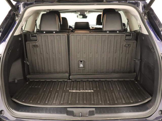 Used 2022 Toyota Highlander XLE image 28