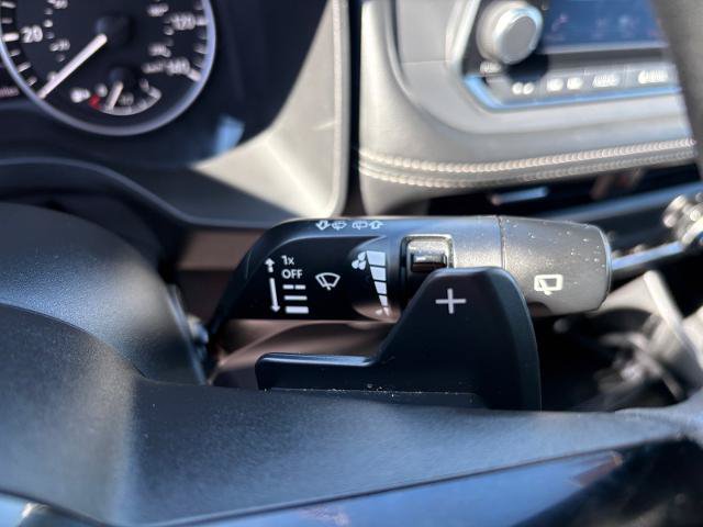 Used 2023 Nissan Rogue SV AWD/4WD image 21