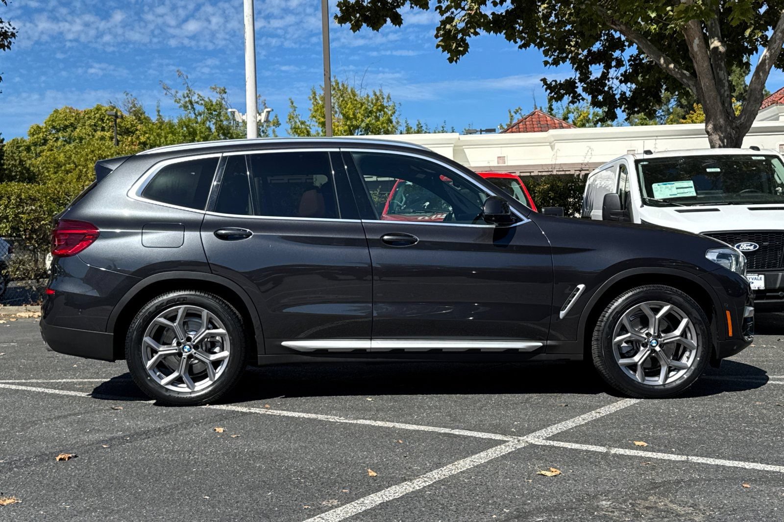 Used 2021 BMW X3 xDrive30i w/ Convenience Package AWD/4WD image 3