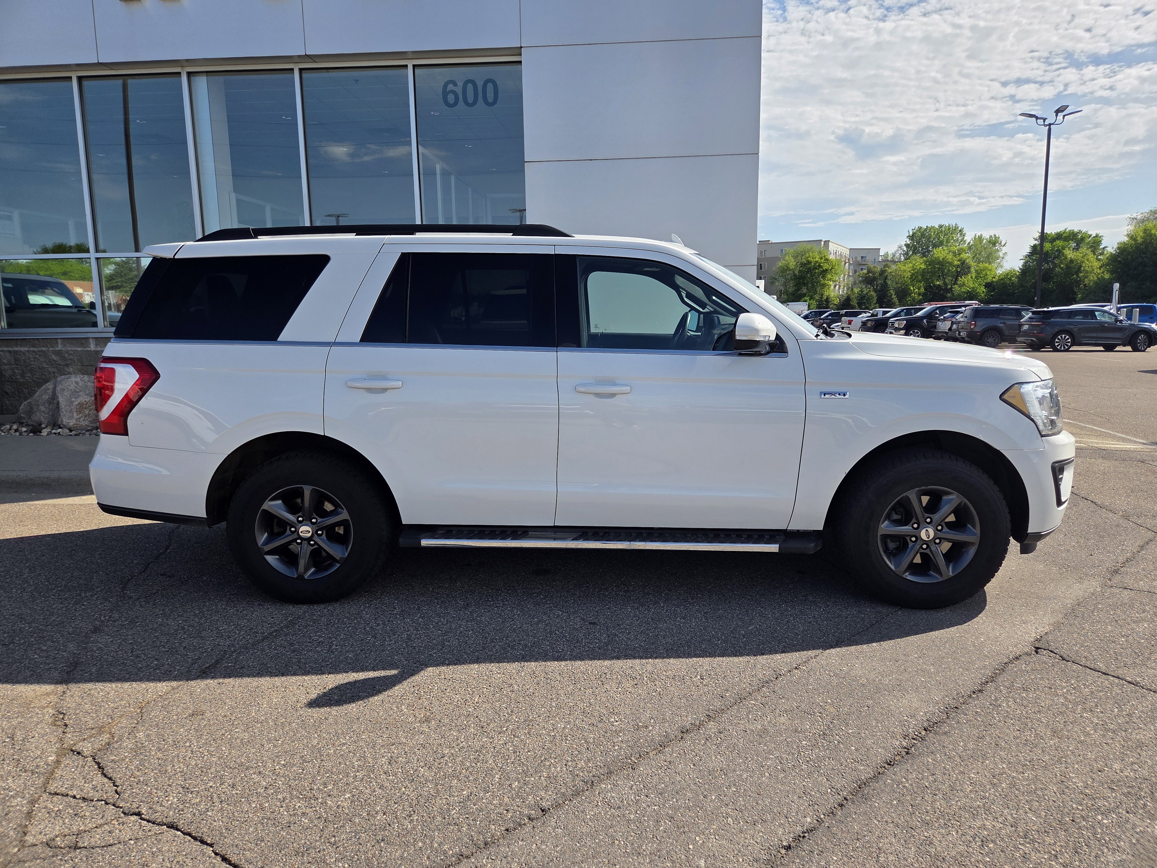 Certified 2020 Ford Expedition XLT w/ Equipment Group 202A AWD/4WD image 5