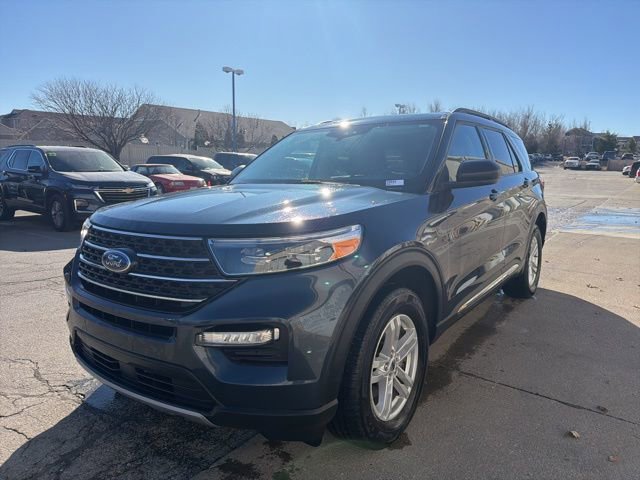 Certified 2023 Ford Explorer XLT w/ Equipment Group 202A image 9