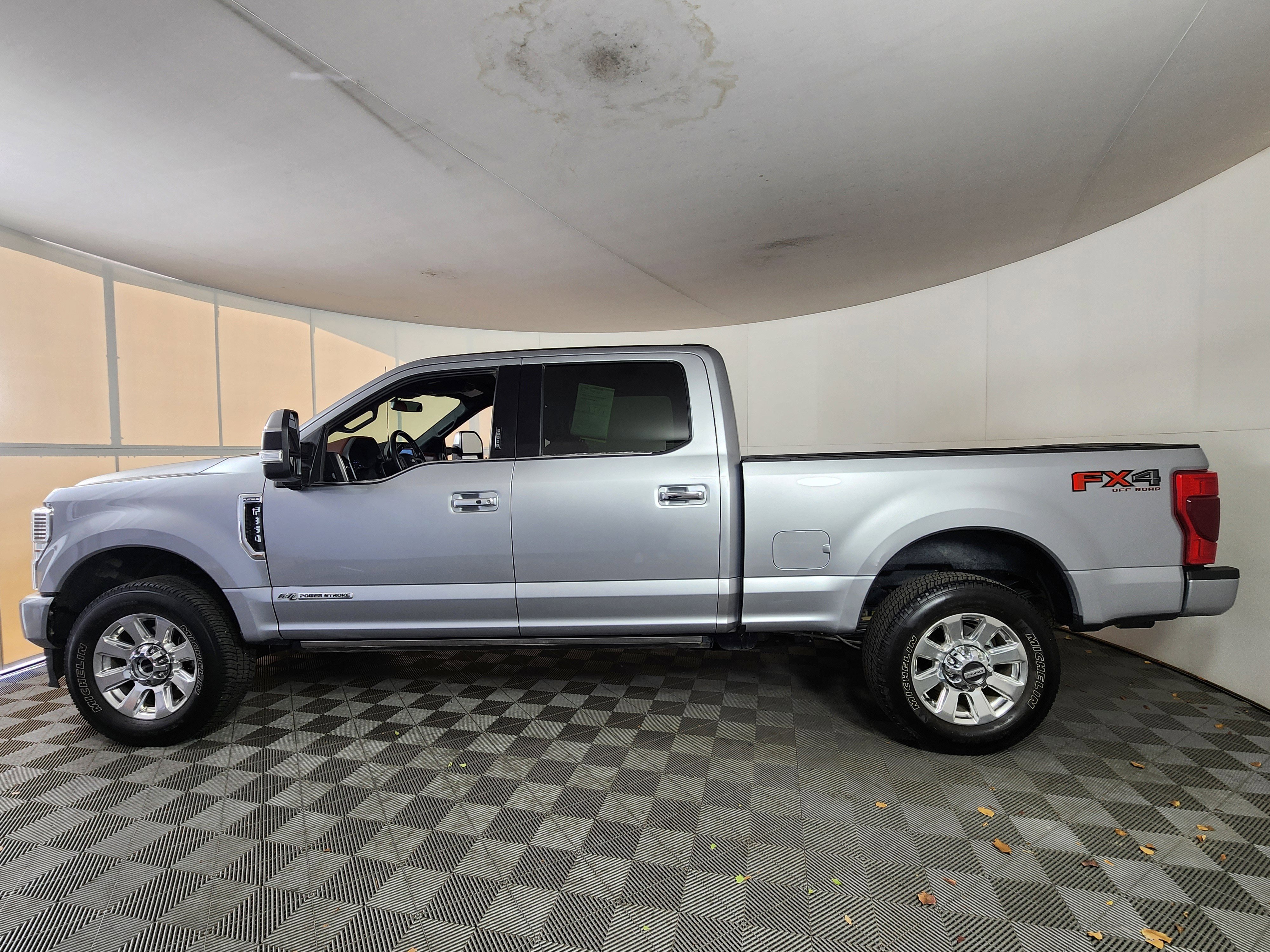 Certified 2022 Ford F350 Platinum image 4