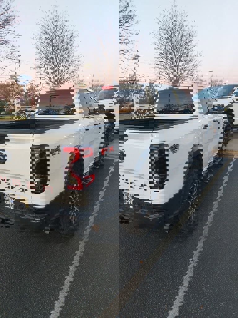 Certified 2024 Ford Ranger Lariat w/ FX4 Off-Road Package image 6