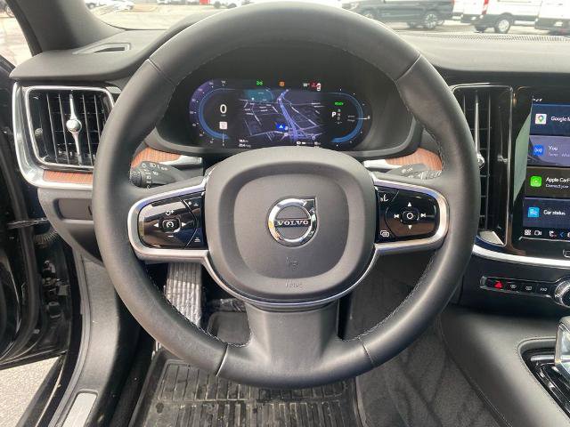 Used 2023 Volvo S60 T8 Plus w/ Climate Package image 18