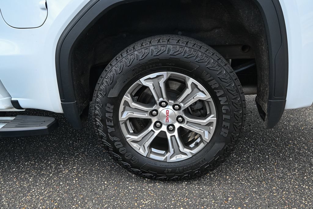 Used 2022 GMC Sierra 1500 SLT w/ SLT Convenience Package AWD/4WD image 13