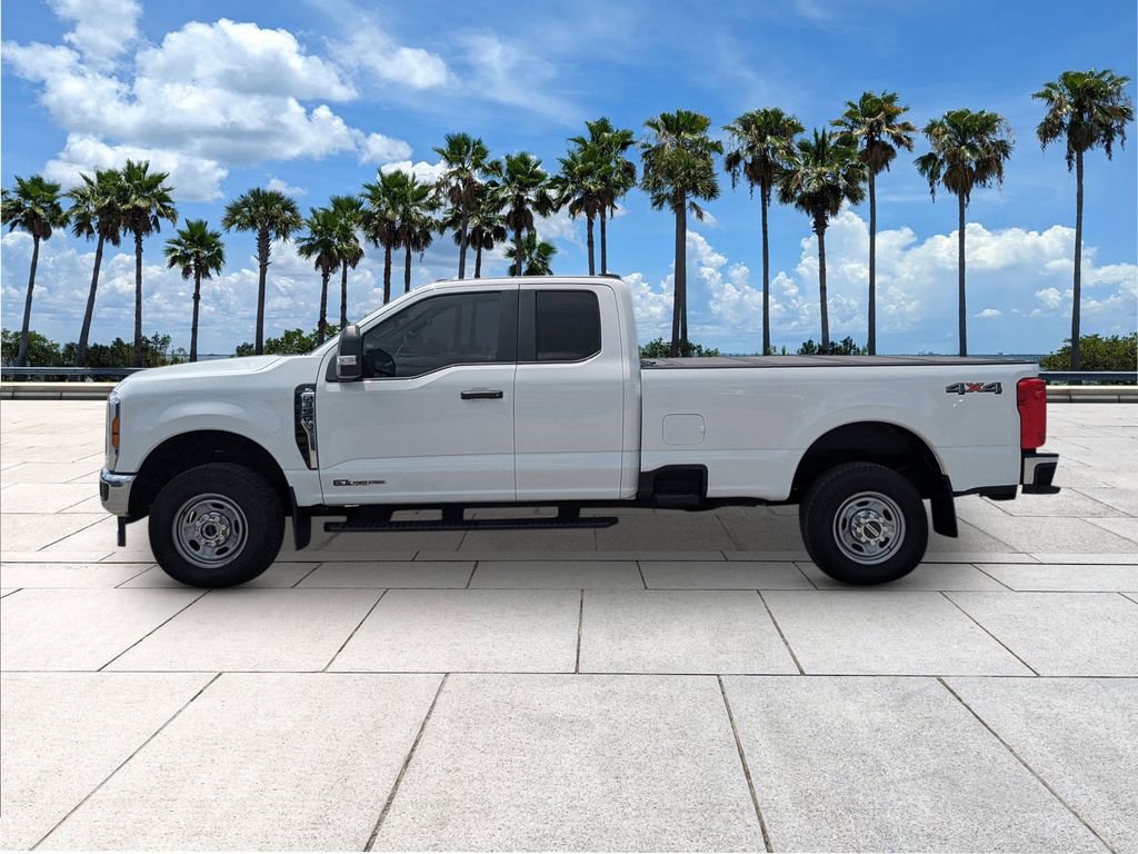 Certified 2025 Ford F350 XL w/ XL Chrome Package AWD/4WD image 4