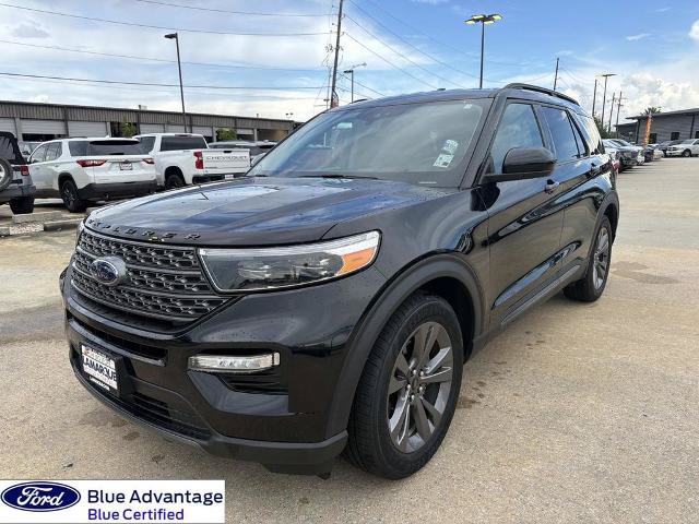 Certified 2024 Ford Explorer XLT w/ Equipment Group 202A RWD image 5