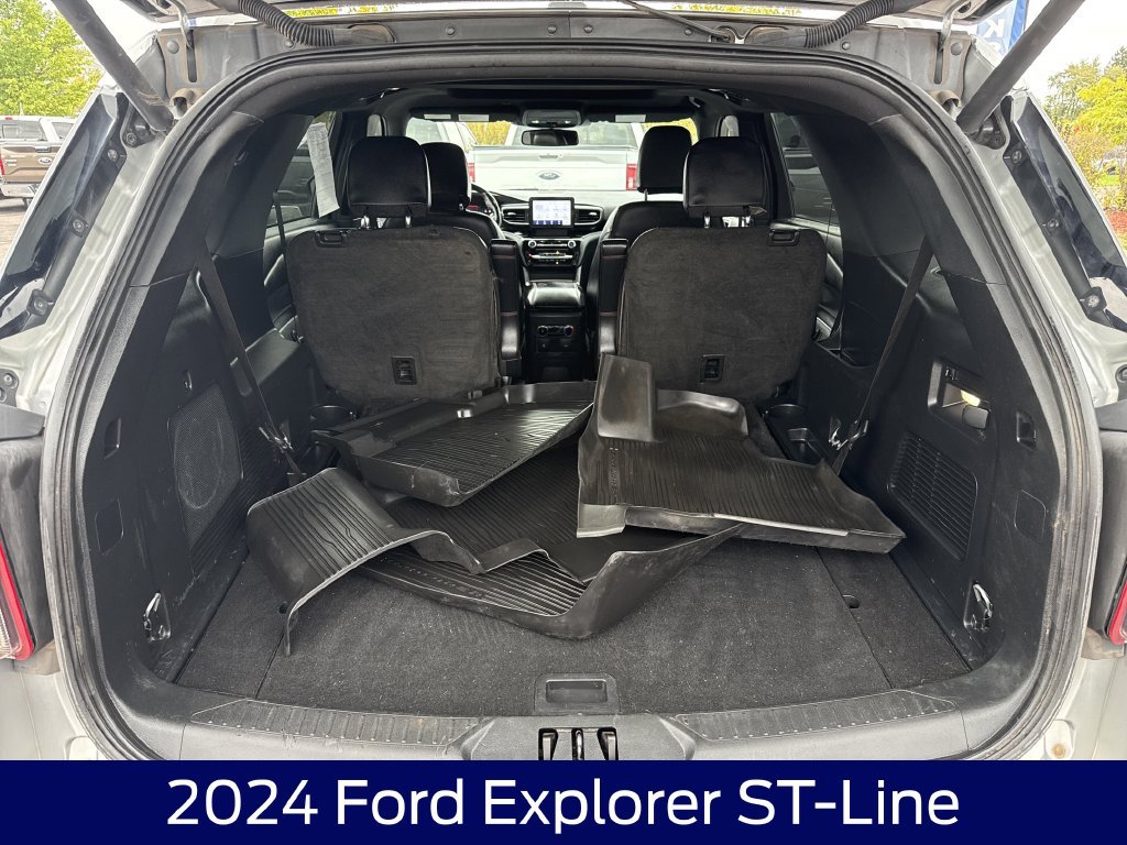 Certified 2024 Ford Explorer ST-Line w/ Class IV Trailer Tow Package AWD/4WD image 27