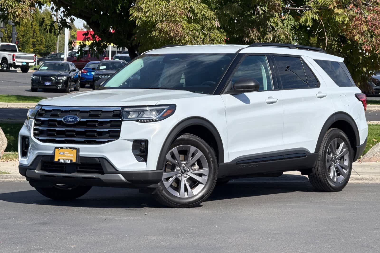 Certified 2026 Ford Explorer Active w/ Active Comfort Package AWD/4WD image 1