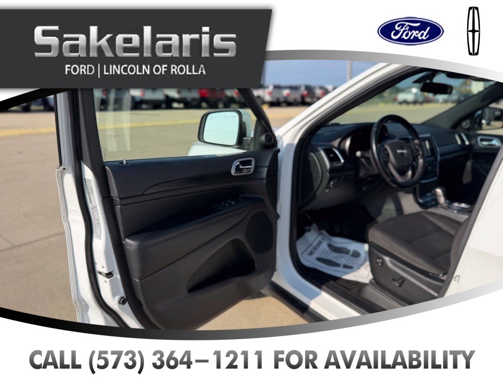 Used 2021 Jeep Grand Cherokee Laredo w/ Security & Convenience Group AWD/4WD image 10