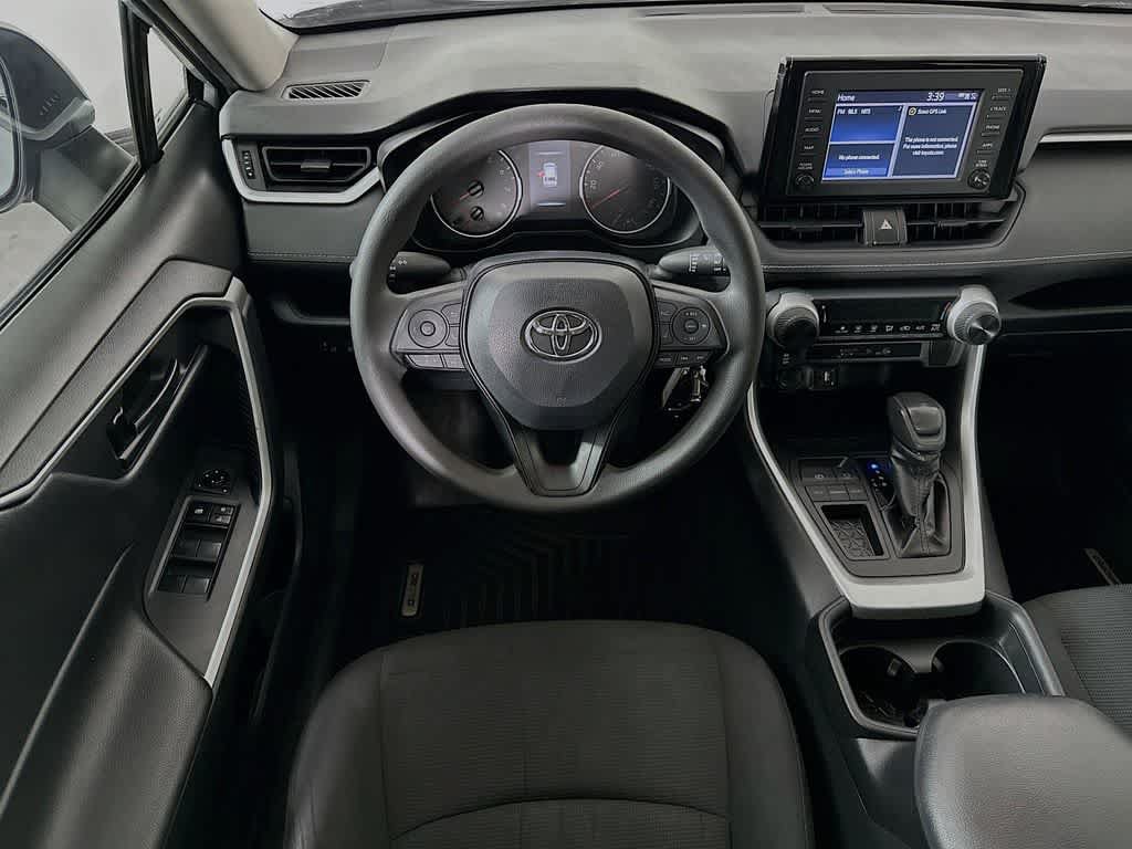 Used 2019 Toyota RAV4 LE FWD image 10