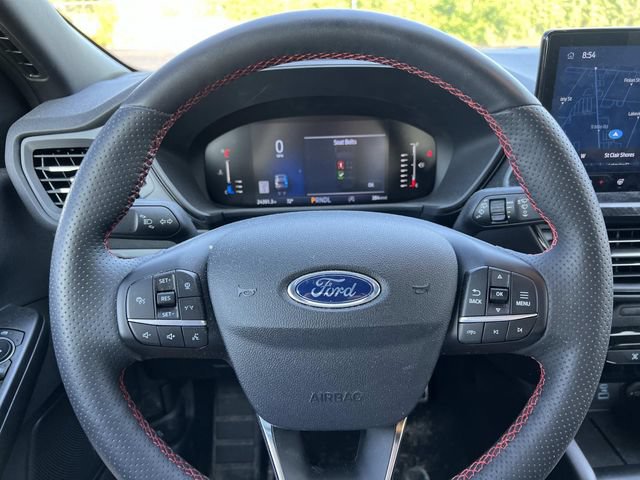 Certified 2023 Ford Escape ST-Line w/ Tech Pack #1 AWD/4WD image 8