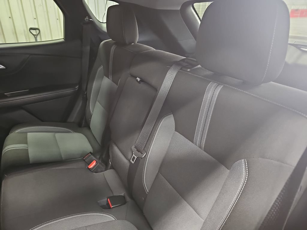Used 2025 Chevrolet Blazer LT AWD/4WD image 13