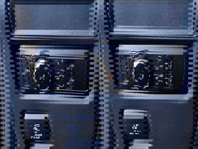 Certified 2024 Ford F150 XLT w/ XLT Black Appearance Package image 25