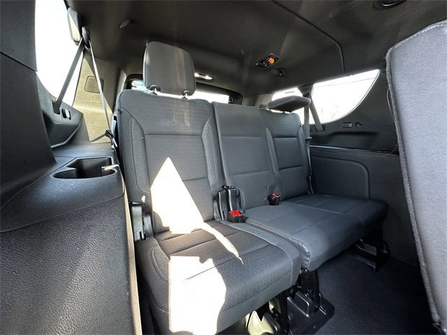 Used 2023 GMC Yukon XL SLE image 37