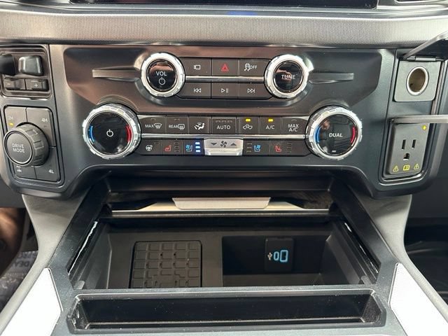 Certified 2025 Ford F250 Platinum AWD/4WD image 24